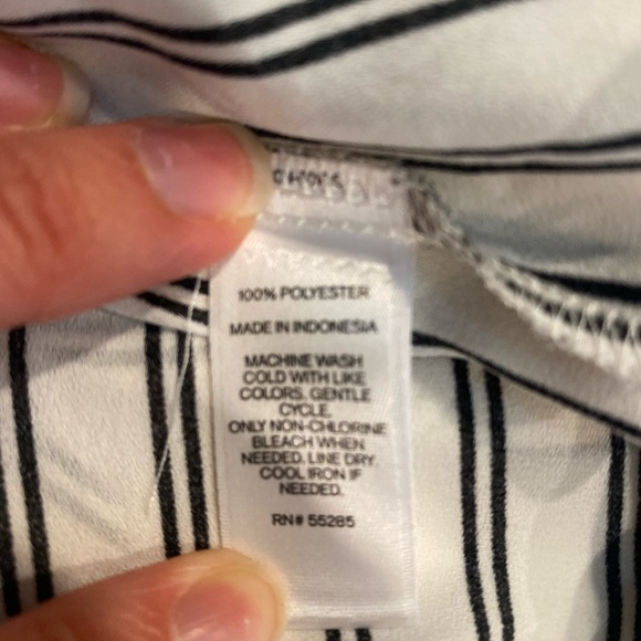 Express Striped Button-down blouse - Picture 6 of 6